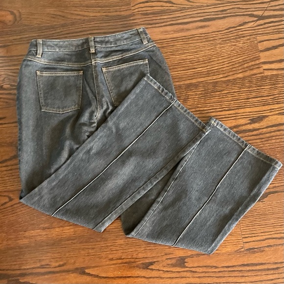 Ann Taylor Loft Women’s Jeans Flare Front Seam - Picture 2 of 9